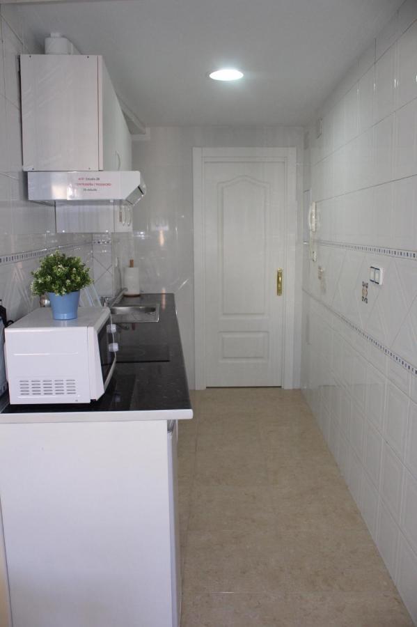 Nice And New Studio With Balcony Close To The City 2ºb Málaga Buitenkant foto